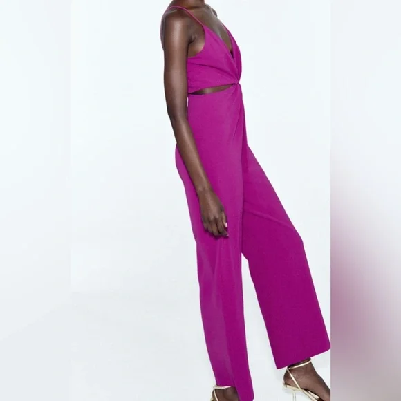 Zara Magenta Wide-Leg Jumpsuit with Cutout - Picture 5 of 8